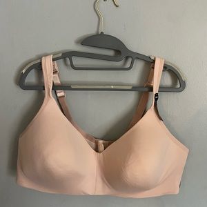 Voglio bra. New with tags. Wireless t-shirt bra. Size 44D.